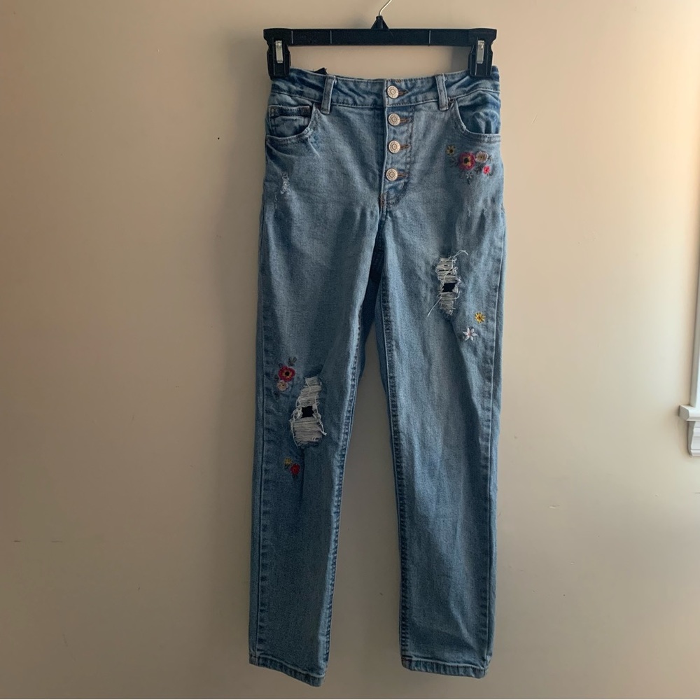 Cat & jack embroidered girlfriend jeans sz 10